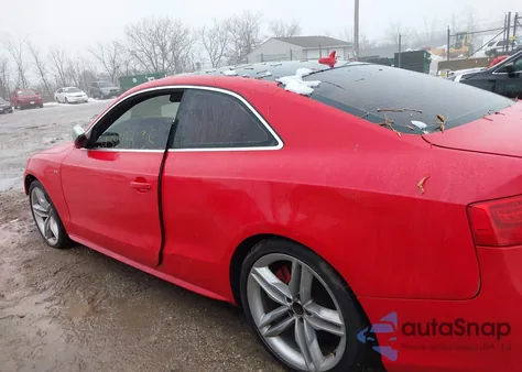 2010 Audi S5 4.2 Premium Plus z USA, uszkodzony, nr VIN WAUVVAFR3AA019590